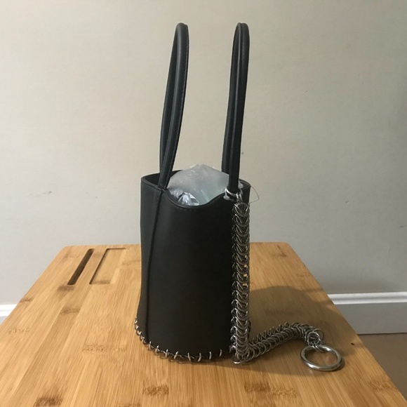 NEW ALEXANDER WANG Black Roxy Chain Mini BucketBag - Picture 3 of 8